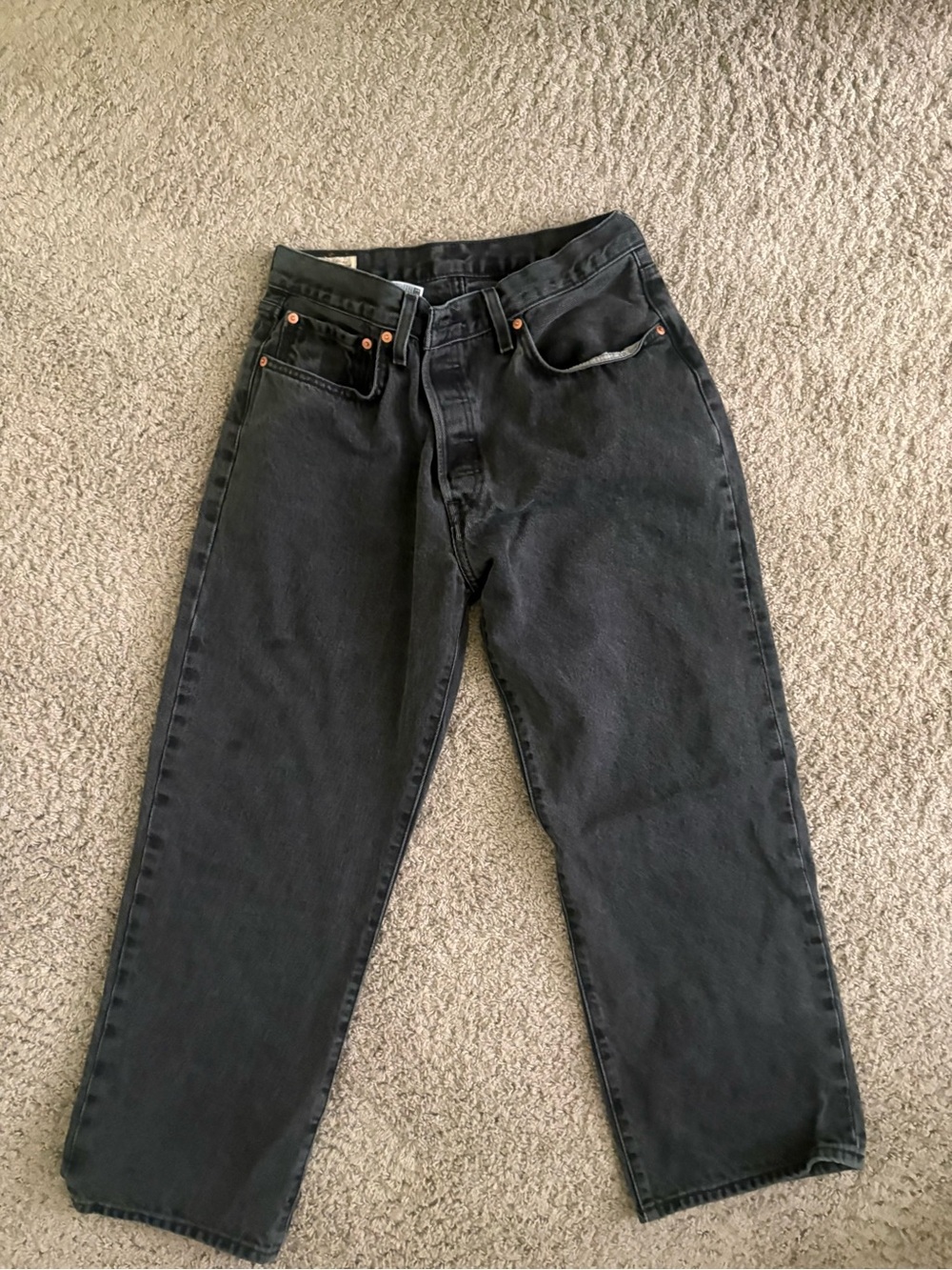 Levi's Women's Straight Leg Jeans in Washed Black